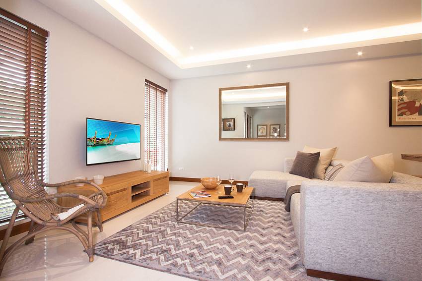Living room with TV of Sala Azalea Villa