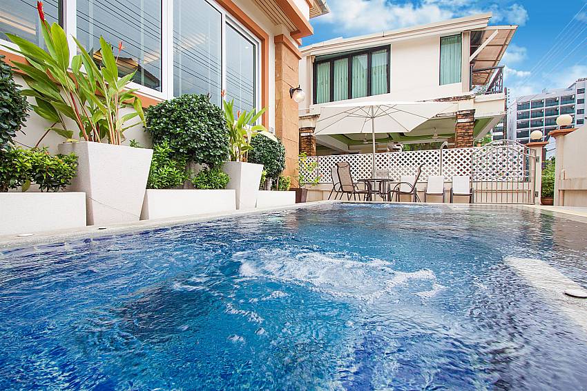 Public pool for guests staying at Baan Sanun 1 in Patong Phuket