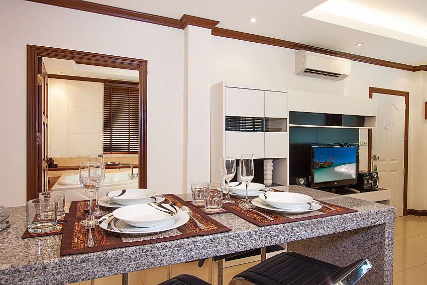 Dining table for 4 persons in Baan Sanun 1 apartment West Phuket