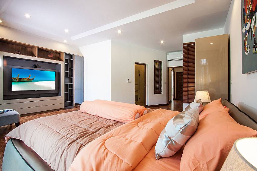 Bedroom with TV of Villa Songsuda (Second)