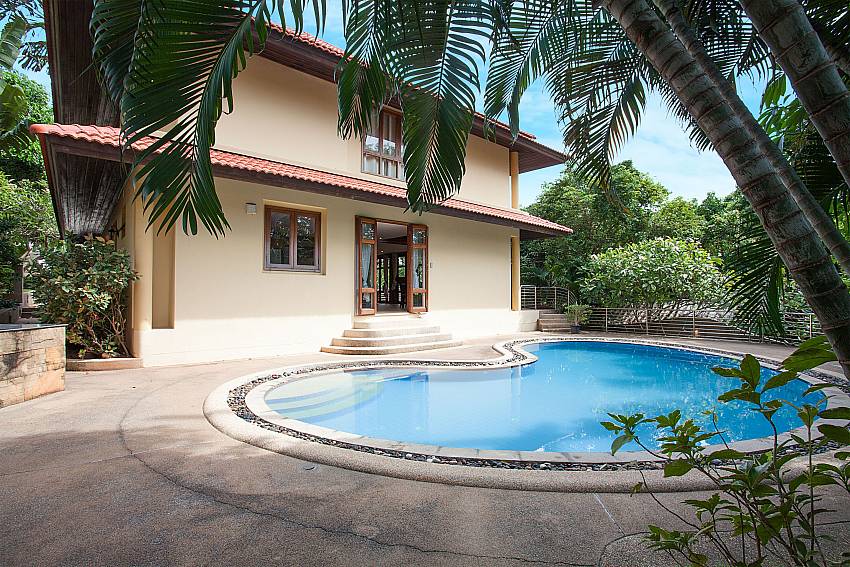 The house with swimming pool of Ban Talay Khaw B12