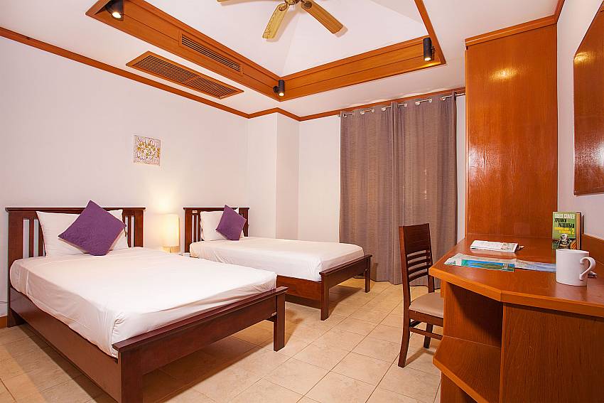 3. bedroom with 2 single beds at Ban Talay Khaw B12 Samui island Thailand